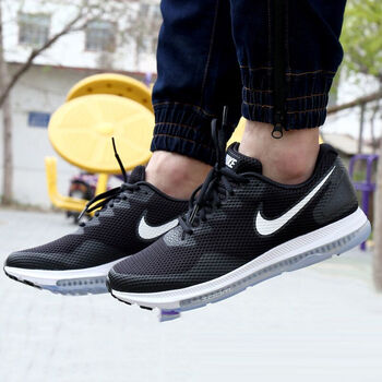 耐克（NIKE）跑步鞋AJ0035-003/ZOOM 