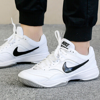 耐克（NIKE）跑步鞋845021-100 