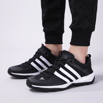 阿迪達(dá)斯（Adidas）跑步鞋B44328 一號(hào)黑/白 39