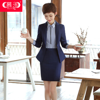 白領(lǐng)小西服