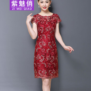 氣質蕾絲裙，打造你的優(yōu)雅女人味