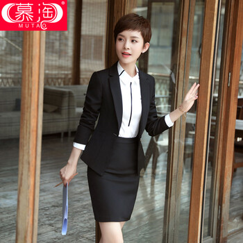 氣質(zhì)黑色小西服