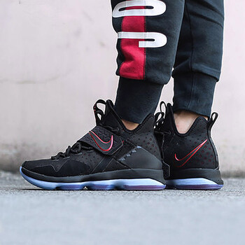 耐克（NIKE）籃球鞋黑紅921084-004 42
