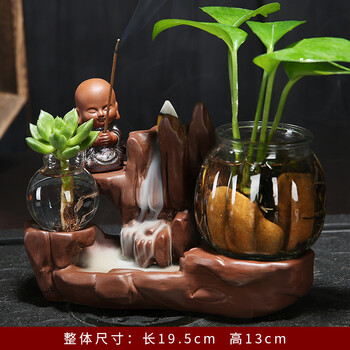 創(chuàng  )意環(huán)保塑料沙發(fā)，讓客廳更溫馨