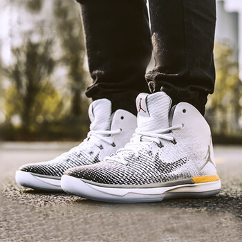耐克（NIKE）籃球鞋AJ31中國(guó)新年885429-103 43