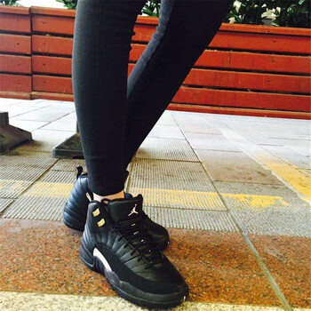 耐克（NIKE）籃球鞋130690-153265-013 黑金 