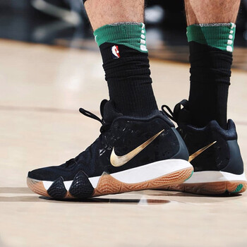 耐克（NIKE）籃球鞋歐文4黑金鉤943807-403 