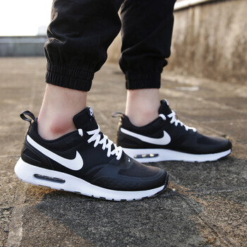 耐克（NIKE）跑步鞋黑白918230-007 