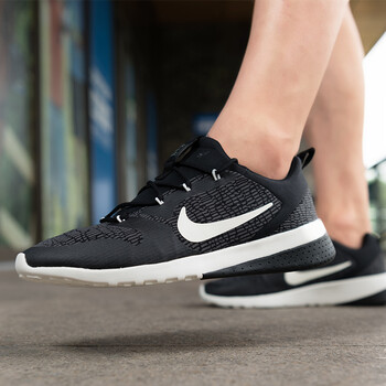 耐克（NIKE）跑步鞋916780-001 
