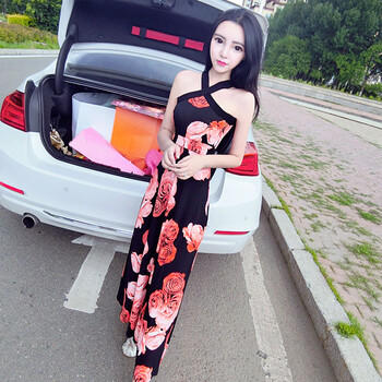 花色掛脖露肩