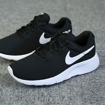 耐克（NIKE）跑步鞋818382-011 35以下