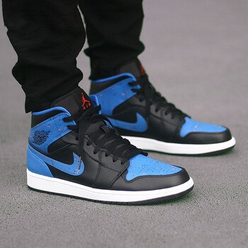 耐克（NIKE）籃球鞋AJ1潑墨黑藍554724-048 