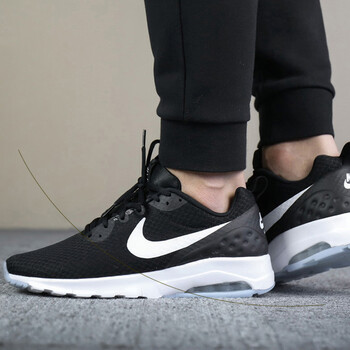 耐克（NIKE）跑步鞋Air Max Motion/黑白 