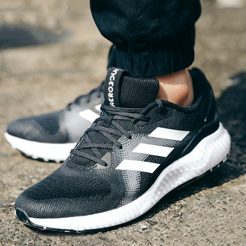 阿迪達(dá)斯（adidas）跑步鞋BW0305 