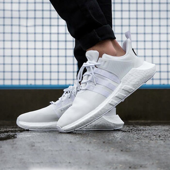 阿迪達斯（Adidas）跑步鞋純白防水DB1444 