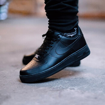 耐克（NIKE）板鞋純黑低幫315122-001 