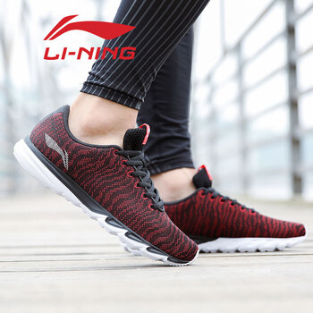 lining运动鞋
