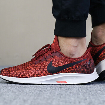 耐克（NIKE）跑步鞋942851-601/Air Zoom 飛馬35 