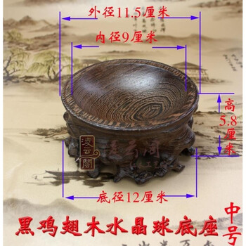 精致簡約擺件，提升客廳檔次感