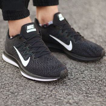 耐克（NIKE）跑步鞋AA7406-001/18秋冬新款熱賣 