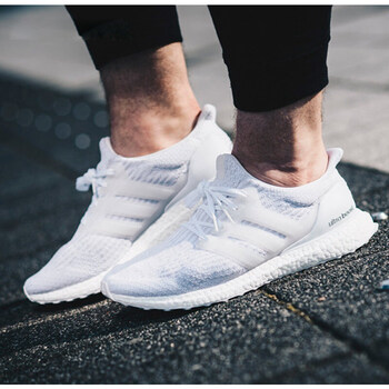 阿迪達斯（Adidas）跑步鞋BB6168 白色休閑 36，37，38.5，38，39，36.5