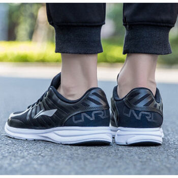 李寧（LI-NING）跑步鞋新基礎黑/基礎白/銀-1 42
