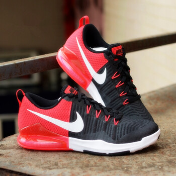 耐克（NIKE）跑步鞋852438-002 