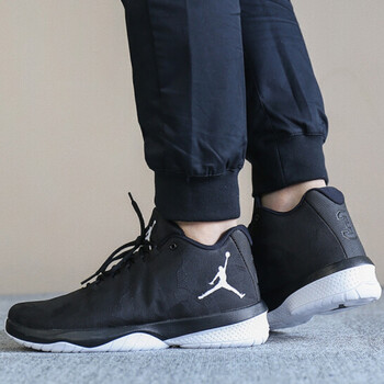 nike限量