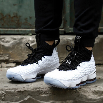 耐克（NIKE）籃球鞋詹15黑白AQ2364-100 