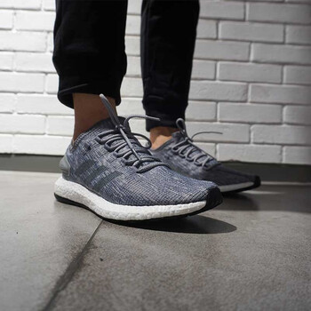 阿迪達斯（Adidas）跑步鞋BB6278/18秋新 40
