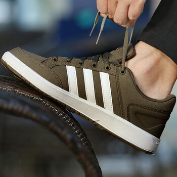 Adidas板鞋B43880 44，45，39，40.5，40，41，42.5，42，44.5，43