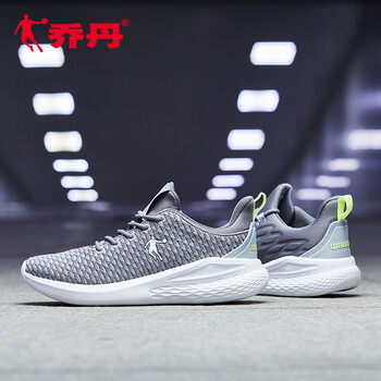 時(shí)尚運(yùn)動(dòng)跑鞋，讓你享受舒適生活