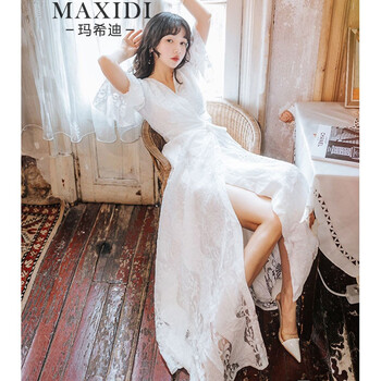 瑪希迪（MAXIDI） 純色 繡花，刺繡 連衣裙