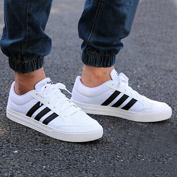 阿迪達斯（adidas）板鞋AW3889 