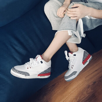 耐克（NIKE）籃球鞋颶風(fēng)白水泥女398614-116 44