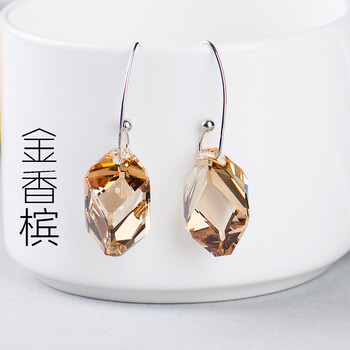 浪漫唯美耳飾，打造優(yōu)雅女神范