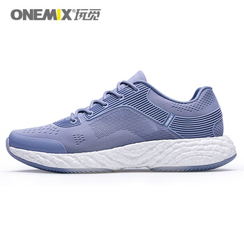 透氣網(wǎng)面跑鞋，讓你舒適又健康