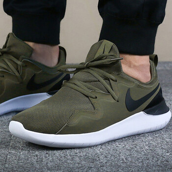 耐克（NIKE）跑步鞋AA2160-200 39