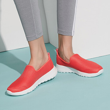 斯凱奇（SKECHERS）跑步鞋15600-CRL/珊瑚色/簡約時尚/偏大 