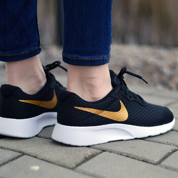 耐克（NIKE）跑步鞋812655-004 36