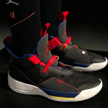 耐克（NIKE）籃球鞋BV5072-001 AJ33黑紅 44.5