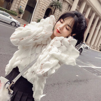 鏤空針織衫，打造優(yōu)雅女神