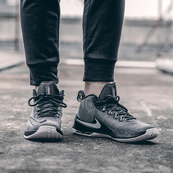 耐克airmax籃球鞋
