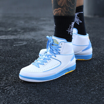 耐克（NIKE）籃球鞋白藍(lán)北卡藍(lán)385475-122 