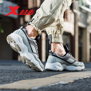 舒適透氣跑鞋，讓你告別悶熱壓力