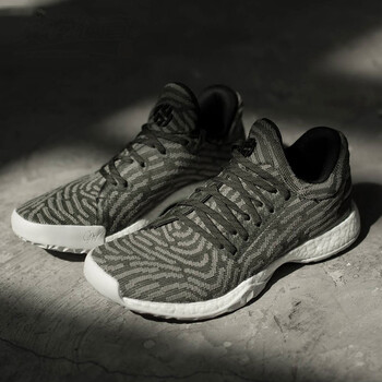 阿迪達斯（Adidas）籃球鞋AH2113 