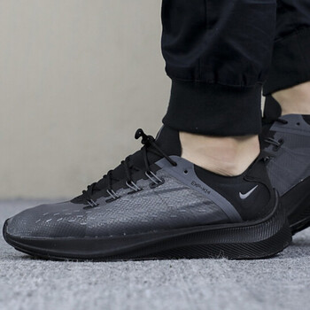 耐克（NIKE）跑步鞋AO1554-004 42