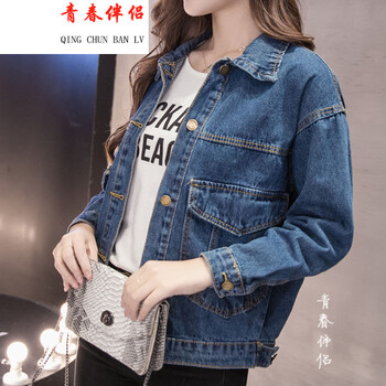 復(fù)古風(fēng)連衣裙，演繹街頭潮流范