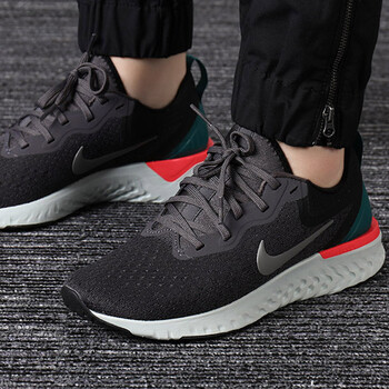 耐克（NIKE）跑步鞋AO9820-007 