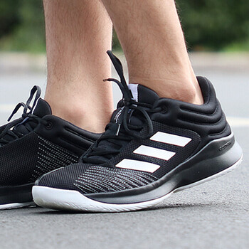 阿迪達(dá)斯（adidas）籃球鞋AP9836 